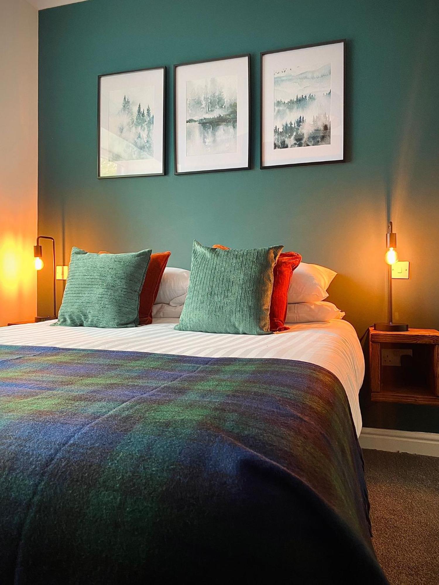 Lochside Guest House Arrochar Eksteriør billede